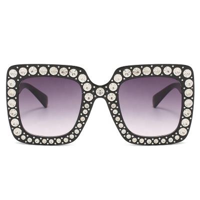 China Square Eyewear Diamond Sunglasses, Wholesale Oversized Square VIFF HP21408 Women's Sunglasses Rhinestone Glass Sun Glasses for sale