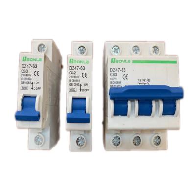 China 3 Phase MCB Plastic Miniature Circuit Breaker for sale