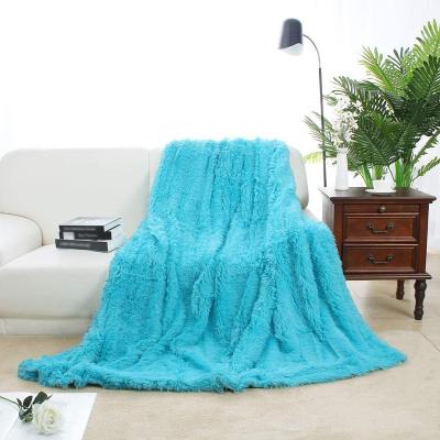 China PORTABLE Ready To Ship Custom Logo Faux Fur Soft Warm Winter Thick 2 Ply Long Hair Fleece PV Plush Throw Blanket For Bed for sale