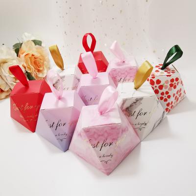 China Disposable Fabulous Gold Stamping Hot Candy Boxes Diamond Shaped Wedding Favors Party Supplies Gift Packaging Boxes Ribbon for sale