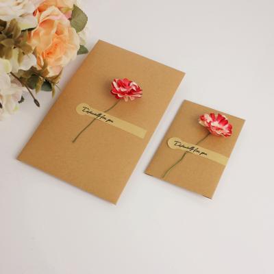 China Gift Envelope 10.5*7cm Wedding Birthday Wrapping Paper Invitation Card Paper Envelope With Flower Sticker for sale