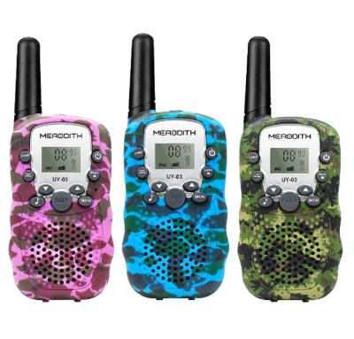 China Outdoor Sports Travel Camping Hike Camouflage 22 Channels 2 Way Radio With LCD Flashlight Walkie Talkie Toys Gift For Festival Birthday Camping Hike for sale