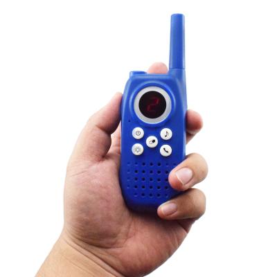 China Outdoor Sports Travel Camping Hiking 2021 Best Selling Mini Style Child Portable Two Way Radio 3km Walkie Talkie For Kids Family/Kids Camping Gift for sale