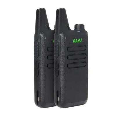 China 5km anti-interference mobile mini range walkie talkie two way radios for sale