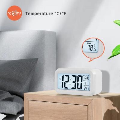 China Classes 2022 Popular Evertop Clock Alarm Nap Large Screen Digital Alarm Clock for sale