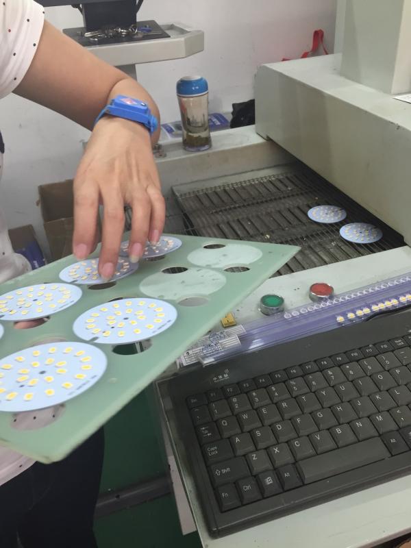 Geverifieerde leverancier in China: - Sollente Opto-Electronic Technology Co., Ltd