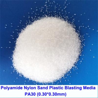 China Roter weißer Nylonsand-Plastikmedien des Polyamid-PA30, die PA30 PA40 PA20 entgraten sprengen zu verkaufen