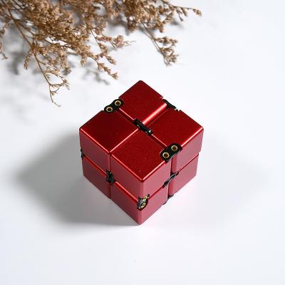 China Relieve Stress Anti-stress infinity cube fidgety person desk toys hot selling metal aluminum fidgety person cube magic toys for kids for sale