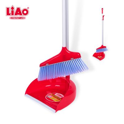 China LiAo Wholesale Upright Dust Pan Long Handle Home Lobby Combo Brooms And Dustpans Set With Plastic Broom Brush For Home Office for sale