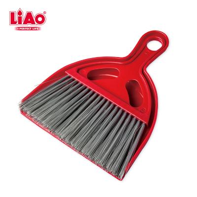 China Home Sweep Kit Small Dustpan by LiAo Computer Keyboard Mini Broom and Brush Set for Cervical Cleaning for sale