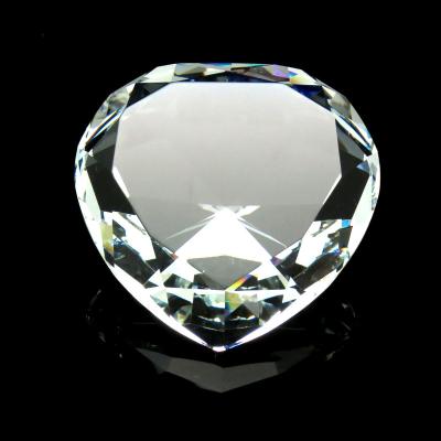 China High Quality K9 Shape Clear Europe Heart Decoration Crystal Paperweight for sale