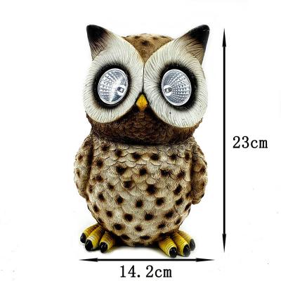 China Hot Selling Europe Outdoor Garden Poly Resin Owl Solar Light Crafts For Home Decoration for sale