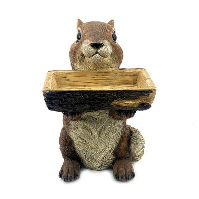 China Wholesale Europe polyresin squirrel figurine crafts for home decoration for sale