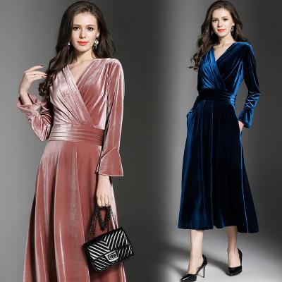 China Custom Women's Anti-Wrinkle Anti-Wrinkle Long Sleeve Pink V-neck Maxi Dress For Fall /Winter Blue Velvet for sale