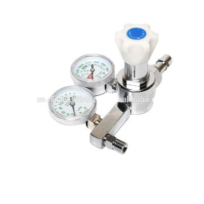 China Aluminum Hospital Medical Oxygen Regulator CGA540 With Dual Pressure Gauge for sale