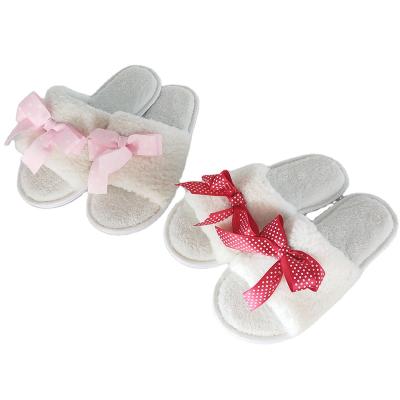 China Fashion Trend Plush Cute Soft Cotton Slippers Household Slipper Indoor Fluffy Slippers for sale