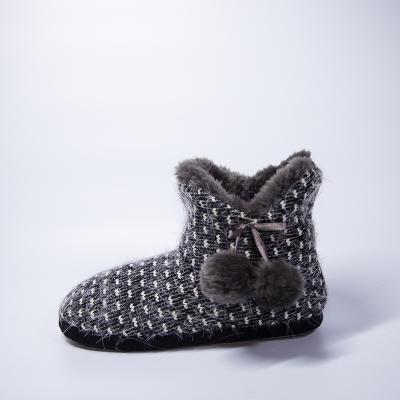 China Direct Wholesale Antiskid Knitting Women Indoor Soft Slippers Wholesale Snow Boots for sale