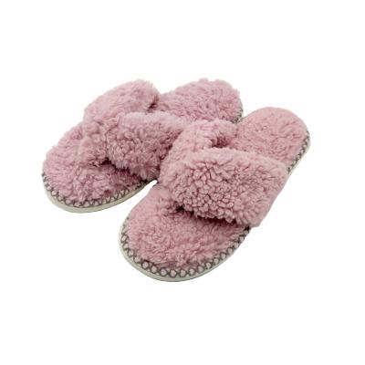 China Fashion trend factory summer custom wholesale women's indoor slipper and faux fur slippers for sale