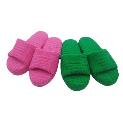 China Winter Plush Indoor Slippers Factory Price Shoes Light Direct Use Indoor Slippers for sale