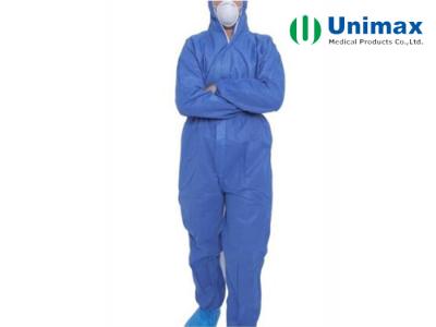 Китай Цельные голубые устранимые Coveralls 50g с клобуком продается