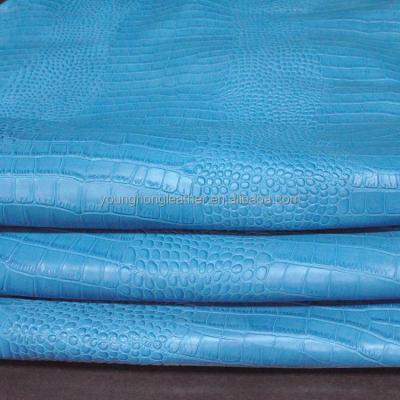 China Viable Light Blue Matte Color Alligator Crocodile Skin Pattern Cow Grain Skin Leather For Handbags for sale