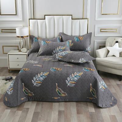 China Luxury Anti-Static Comforter Design King Bed Comforter Cover Bedding Bedspread Printed Comforter Cotton King for sale