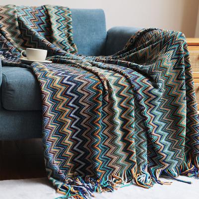 China Wholesale Anti-Static Hotselling New Design Knitted Multicolor Rainbow Wave Fringed Throw Blanket Sofa Blanket , 130*200cm for sale