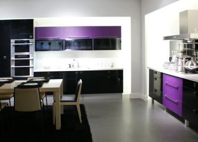 China Purple Themofoil Door Kitchen Cabinets , Modern Built In Kitchen Cupboards for sale