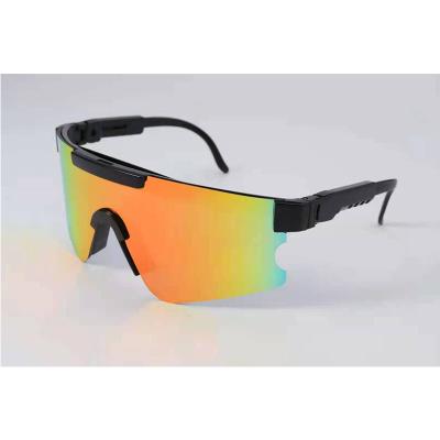 China Sports sunglasses 2021 hot sale polarized sunglasses cycling outdoor eyewear UV400 windproof sports sun glasses for sale