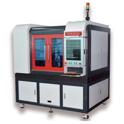 中国 1064nm 0606L Fiber Precision Laser Cutter 450w-2200w Optional 販売のため