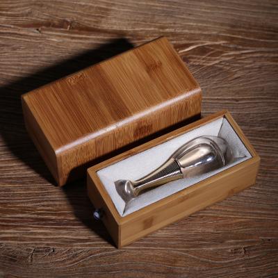 China Recyclable Custom Glass Perfume Bottle High End Empty Perfume Bottle With Wooden Box for sale