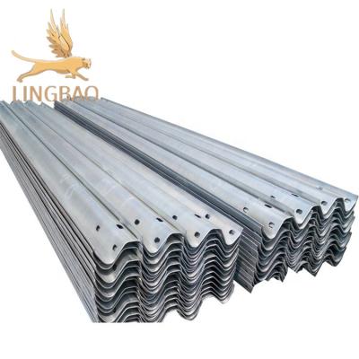 China Roadway Safety 2 Waves 3 Waves 4 Waves Beam Galvanized Highway Guardrail for sale