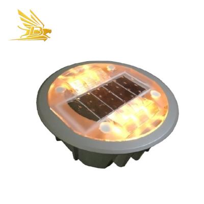 China Resistance Aluminum Solar Compression Stud Road Marker High Brightness LED Waterproof Road Marker for sale