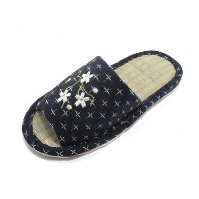 China Mens Summer Natural Open Toe and Healthy Tatami /bamboo Slippers for sale