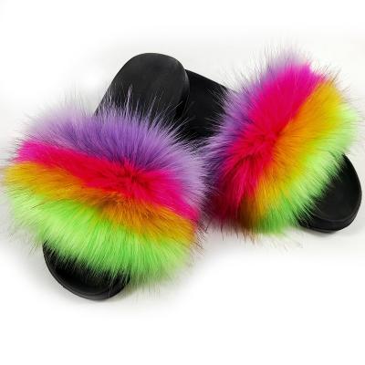 China Fashion Trend Women Fur Slides Cute Flip Flops Travel Furry Sandals Jelly Bags Slides Indoor Fluffy Rainbow for sale