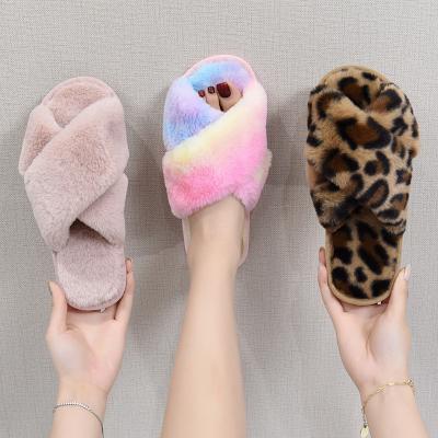 China Lightweight Women's Plush Cross Stripe Soft Fleece House Indoor Or Outdoor Slippers for sale