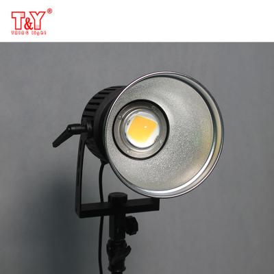 China Funless radiator photography light LED bowens mount video light for studio for sale