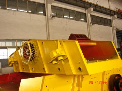 China TONGHUI Circular Vibrating Screen For Stone Crusher 50-400TPH for sale