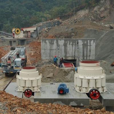 Cina frantoio idraulico del cono del composto della primavera del frantoio della roccia del cono 50T in vendita