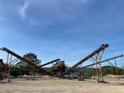 Chine Pierre de broyeur de cône écrasant le broyeur de roche de granit d'usine à vendre