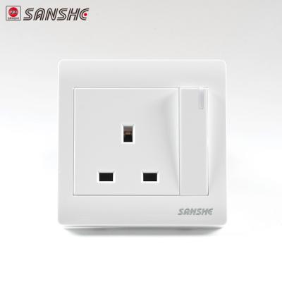 China Black PC SANSHE Switch And Hardware Clipsal Socket , UK Clipsal Switch Socket for sale