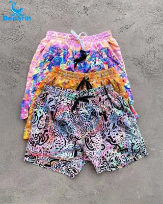 China 2022 Fashion Swim Trunks Men's Breathable Board Shorts Print Style Swimming Trunks Board Quick Dry Shorts for sale