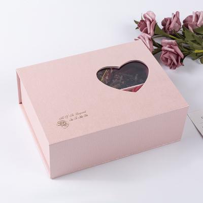 China Recyclable Luxury Magnetic Cosmetic Rose Flower Paper Flower Jewelry Gift Boxes Wedding Magnetic Rose Gift Packaging Boxes for sale