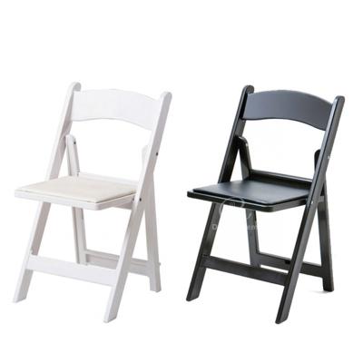 Chine Chaises en plastique pliable rembourrée Chaises pliables en plastique en résine 690 pièces / 20 pieds à vendre