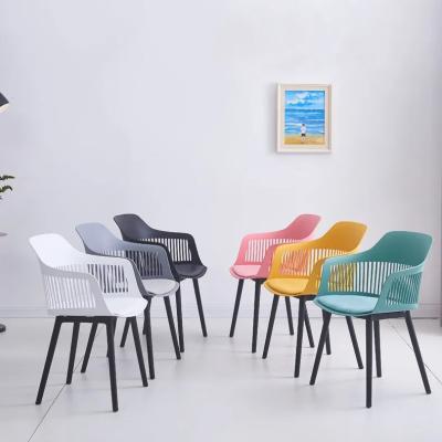 China Blue Orange Coloured Plastic Dining Chairs Apartment Plastic Chairs For Dining Table for sale