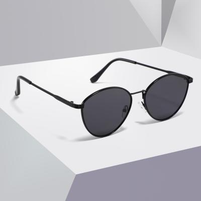 China New Arrival Fashion Sunglasses Classic Metal Men Driving Custom Logo Women's Sun Glasses UV400 Sunglasses for sale