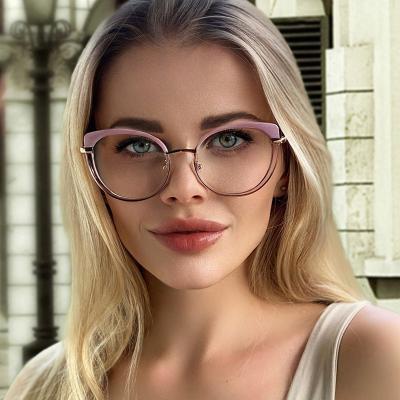 China Fashion Trendy Women New Arrival Luxury Blue Light Ladies Reading Glasses Anti for sale