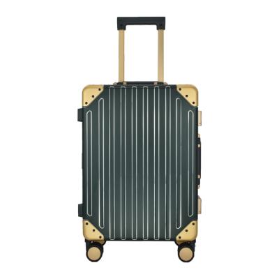 China 2021 New Style Best Quality Aluminum Suitcase Aluminum Luggage 20/24 Inch Travel Trolley Suitcase Luggage 11B for sale