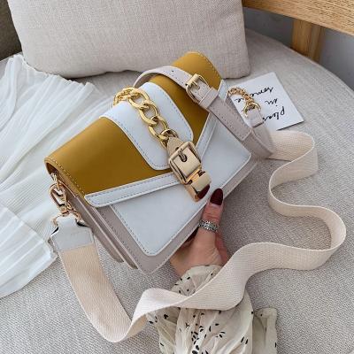 China 2022 Fashion Drop Shipping Korean Lady Phone Handbag Crossbody Contrast Shoulder Strap Small Jelly Bag Wholesale Prices Handbags China for sale