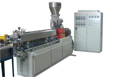 China Twin Screw Masterbatch Extruder PE PP Filler Master Batch Machine(SJSH35) for sale